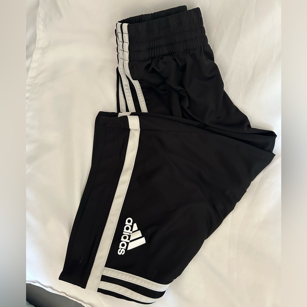 Adidas Men’s basketball shorts, black w/white accents. Drawstring waist. S. EUC